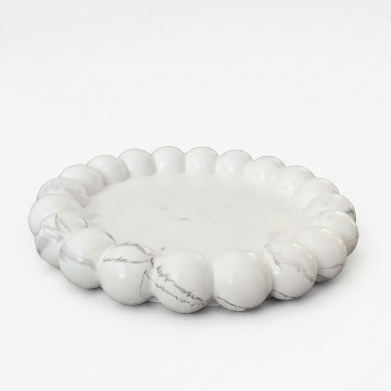 Tavă de design Perla - Alb / Argintiu