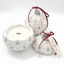 Lumânare Christmas Bauble Enchanted - Albă / Argintie / Magia Iernii