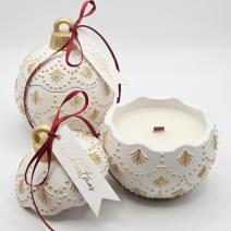 Lumânare Christmas Bauble Enchanted - Albă / Aurie / Magie de Iarnă